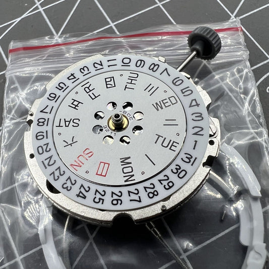 Silver Citizen Men 8200 automatic watch with genuine Japan mechanical movement and stainless steel case.
