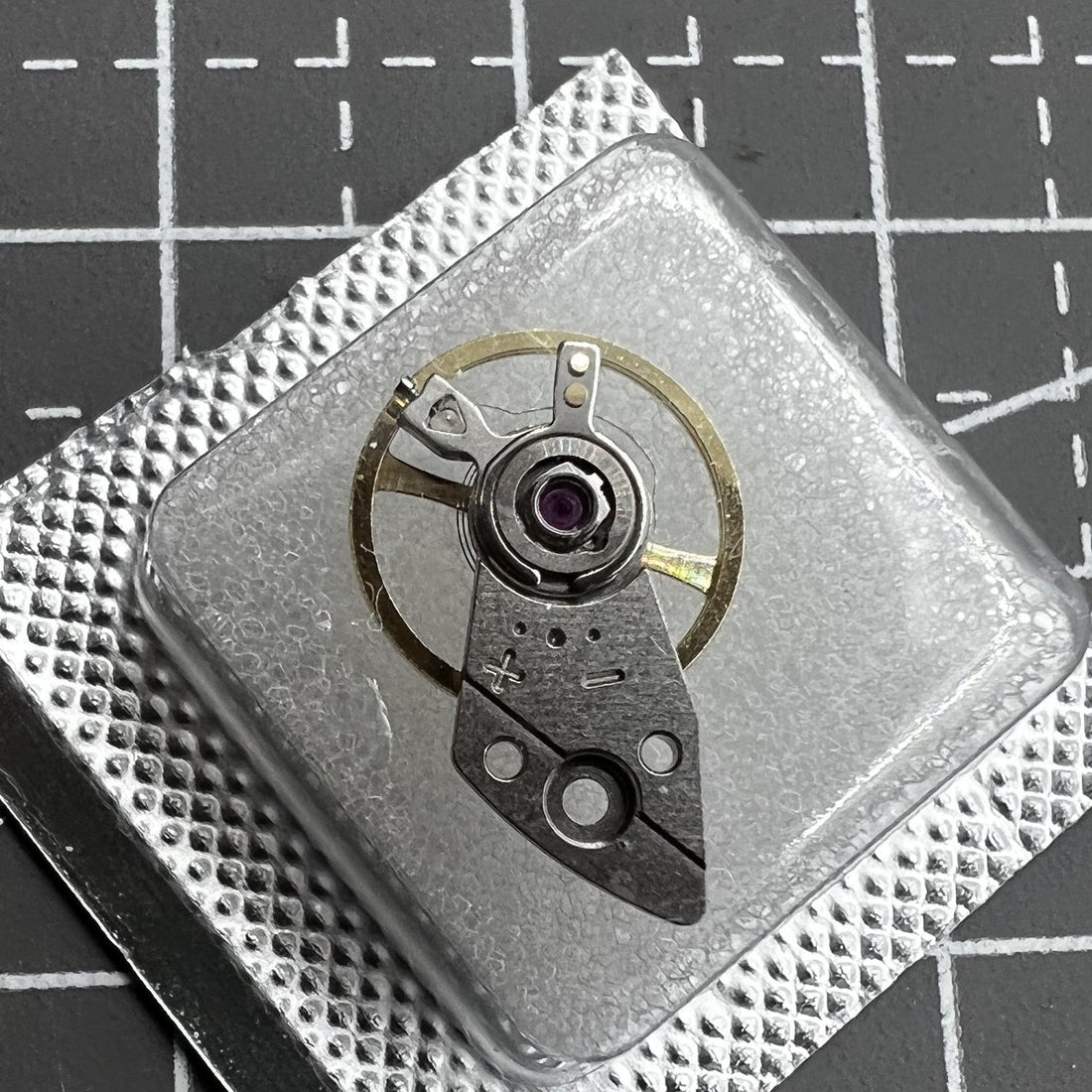 Complete silver balance wheel with pin for Miyota 8205 8200 watch movement