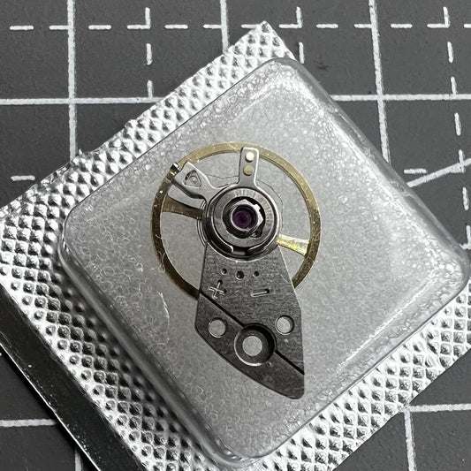 Complete silver balance wheel with pin for Miyota 8205 8200 watch movement