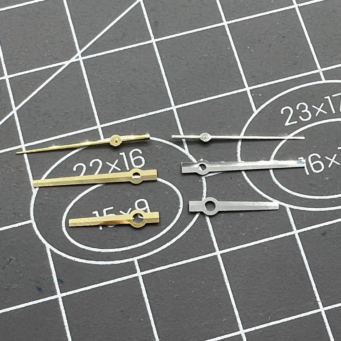 Generic 13.5mm watch hands for 3230/3235 Datejust mechanical movement, precise time indication.