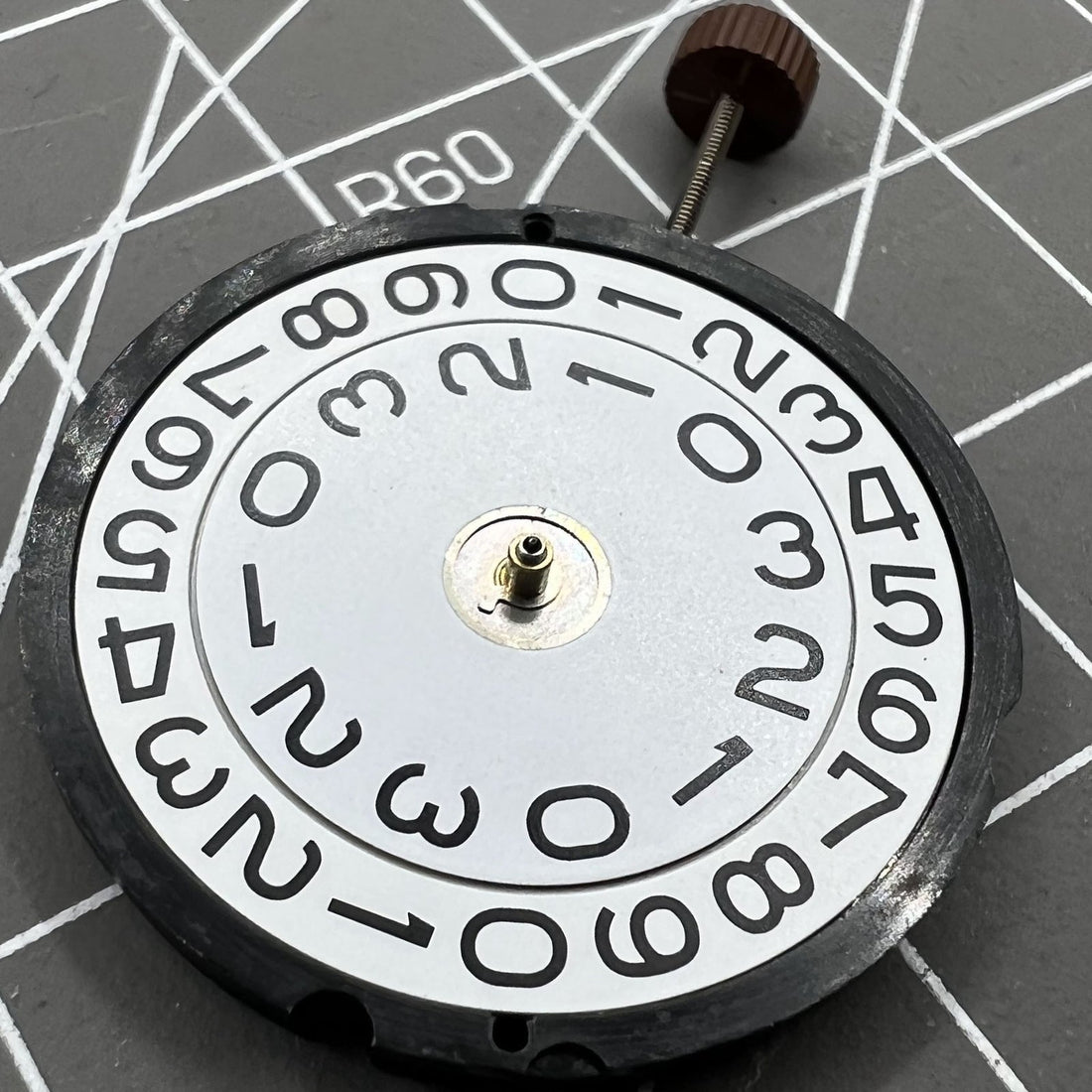 Swiss Ronda 519 quartz watch movement with precise timekeeping for watch accessories.