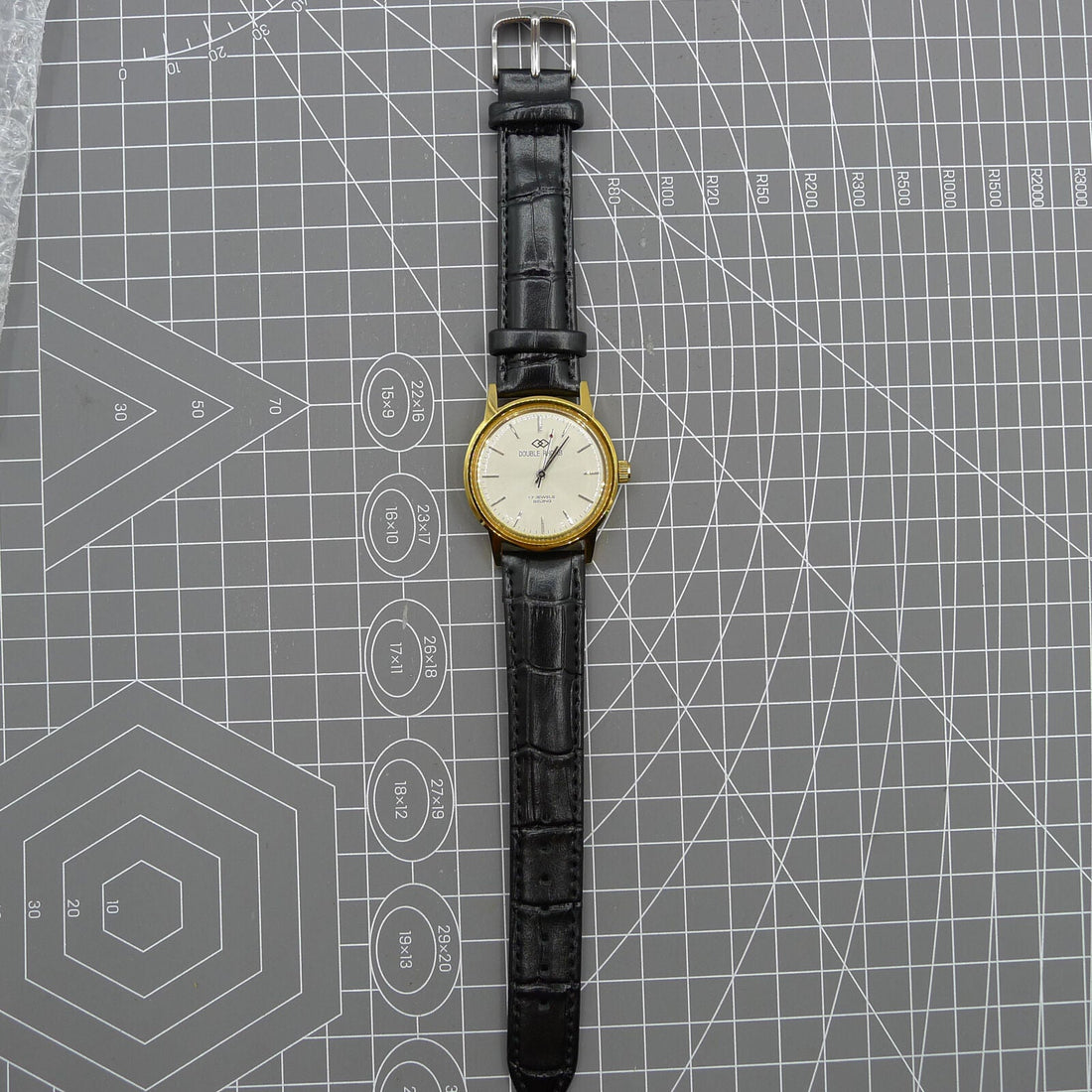 Beijing Double Rhomb Manual Mechanical Watch - Elegance Meets Craftsmanship
