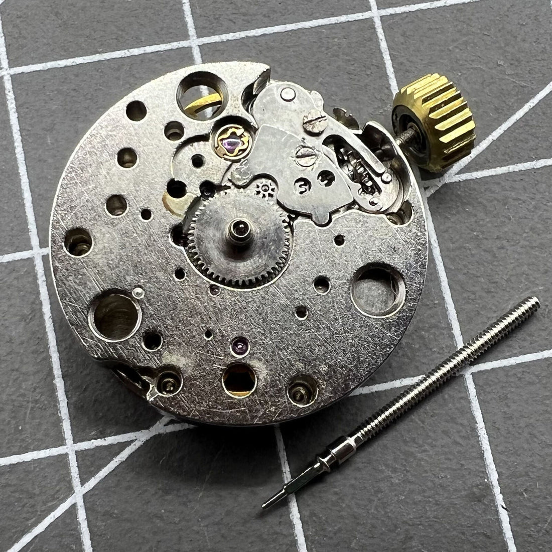 Silver 17.2mm Old Shanghai watch movement for steampunk watch DIY and crafting.