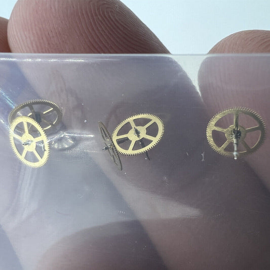Golden 4.5H second wheel watch part compatible with Miyota 82S5 82S7 movements, generic brand.