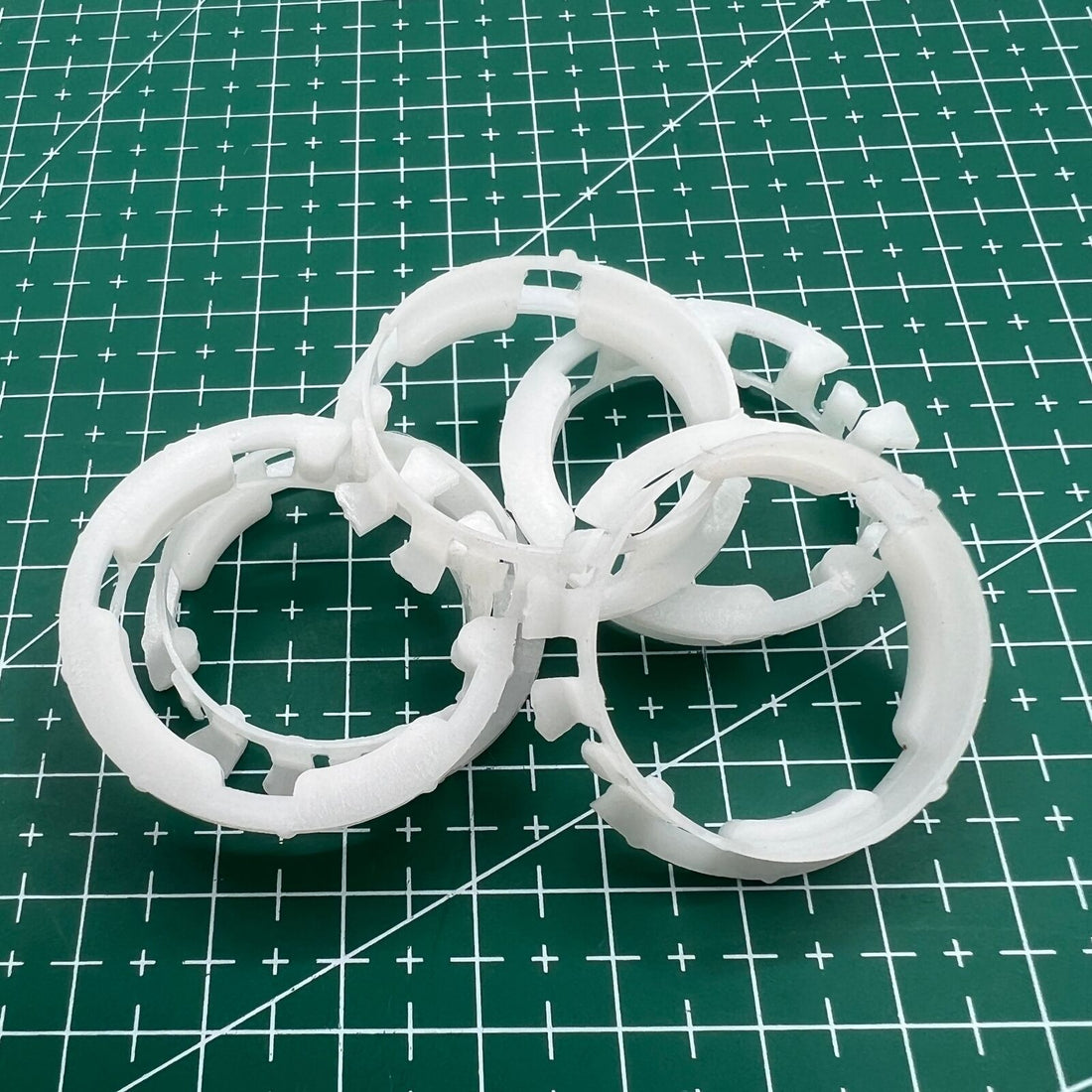 5PCS 7.6mm spacer rings for ETA 2824/2836/2846 watch movement cushion mounting.