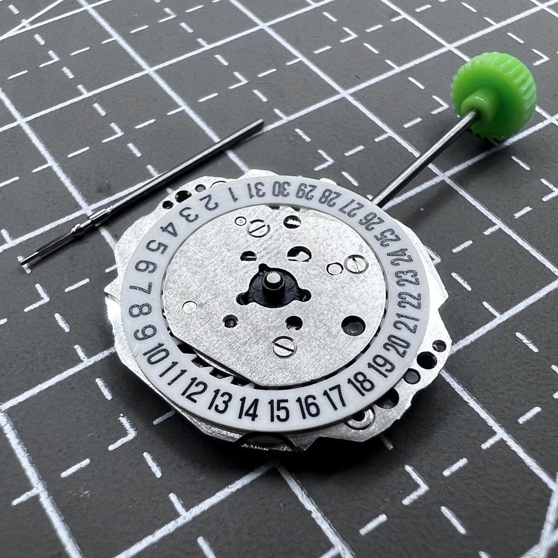 Japan Miyota 4T74 quartz watch movement with single calendar, date at 6 o'clock, 2 hands mechanism.