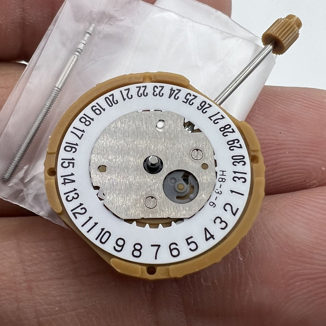 Miyota 9U13 Japan Quartz Movement Date At 3/6 Japan Original - Precision at Your Fingertips