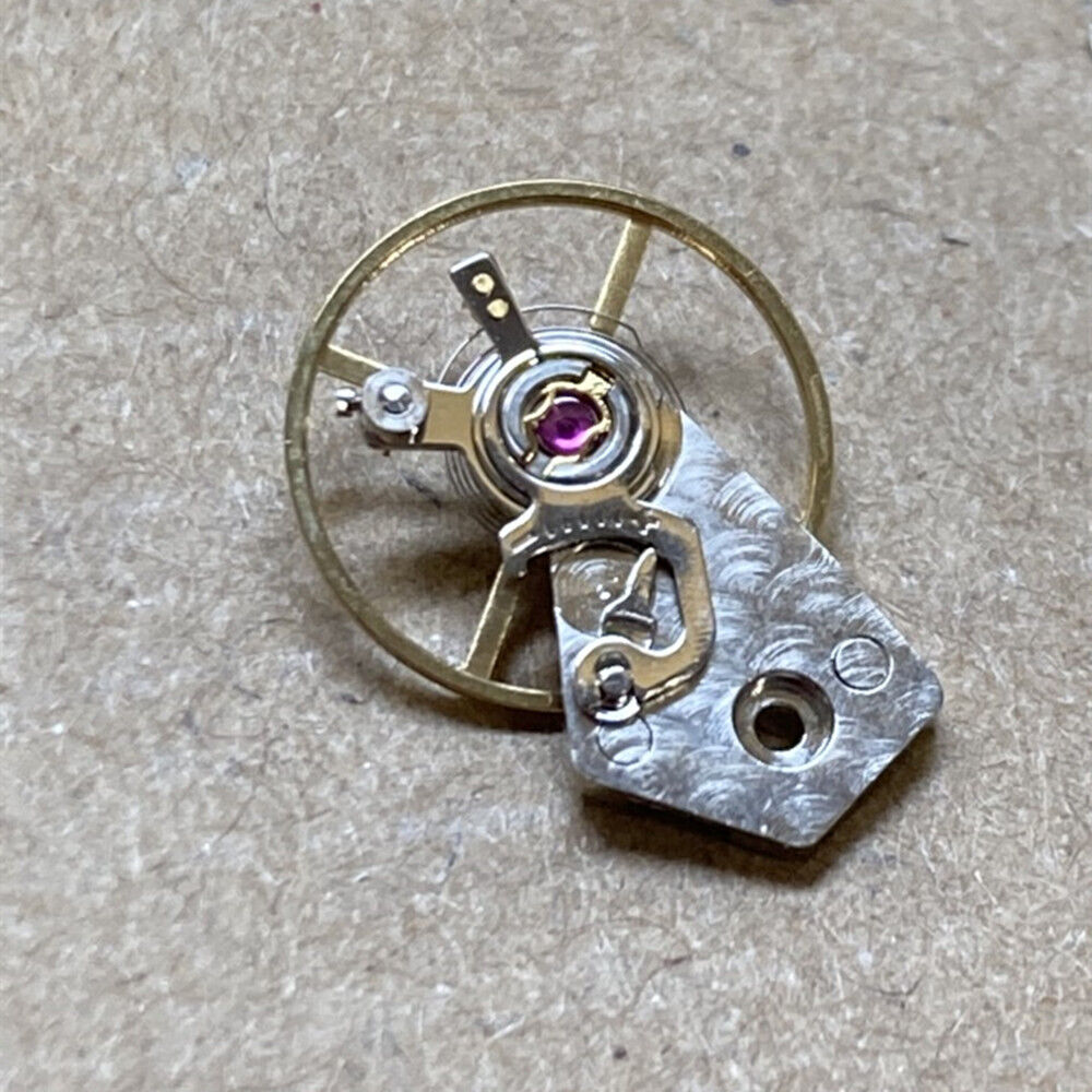 Balance wheel with splint for Dandong 7750 movement, 28800 frequency, precision watch component.