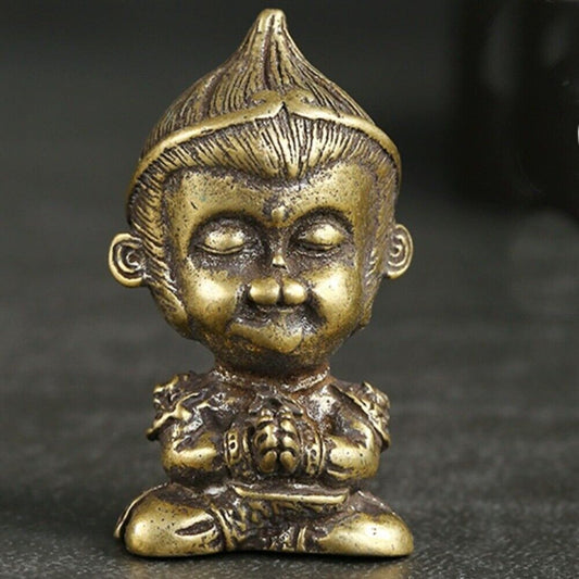 Solid copper Sun Wukong trinket with vintage hand-carved bronze finish, collectible decorative figurine.