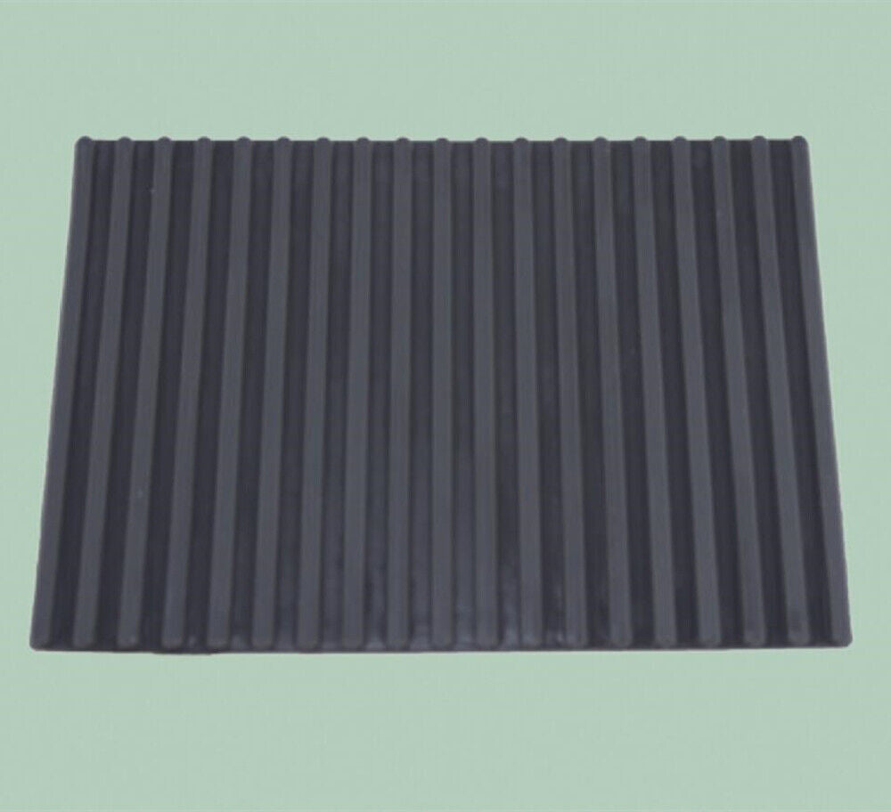 Black non-slip bench mat 100x150mm for watch accessories, replacement of MSA24.220 by China Made.