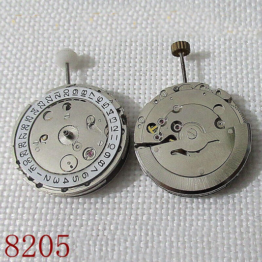 Silver watch with MINGZHU 2813 automatic mechanical movement, date display at 3 o'clock for elegant timekeeping
