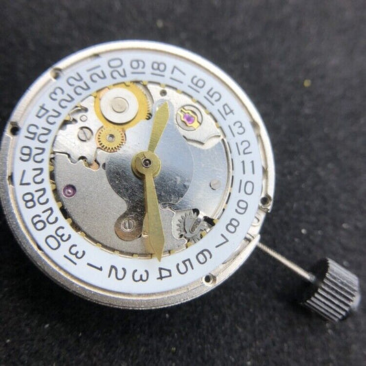 Silver 2824-2 automatic mechanical watch movement with single calendar, China made by Caldenar brand.