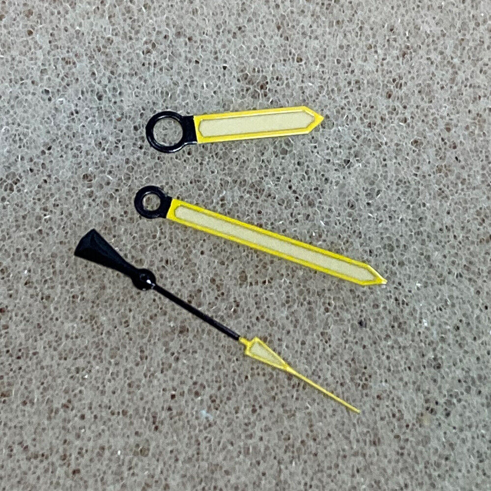 Yellow trim luminous green watch hands for NH35/NH36 movement, perfect for precise timekeeping and easy reading.