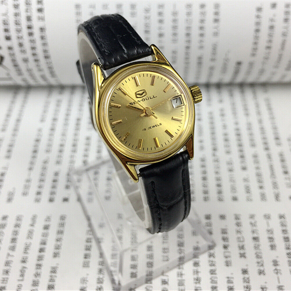 Golden dial Seagull Lady Watch with 19 jewels, manual mechanical movement, made in Tianjin, China.