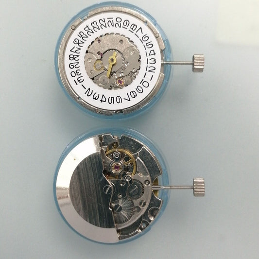 Men's China-made Tianjin Seagull watch with silver dial, 3 hands, mechanical ST6 movement, date at 3 o'clock