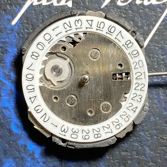 Japan Made 6EC1 quartz watch movement with date display at 3 o?clock, ideal for repairs.