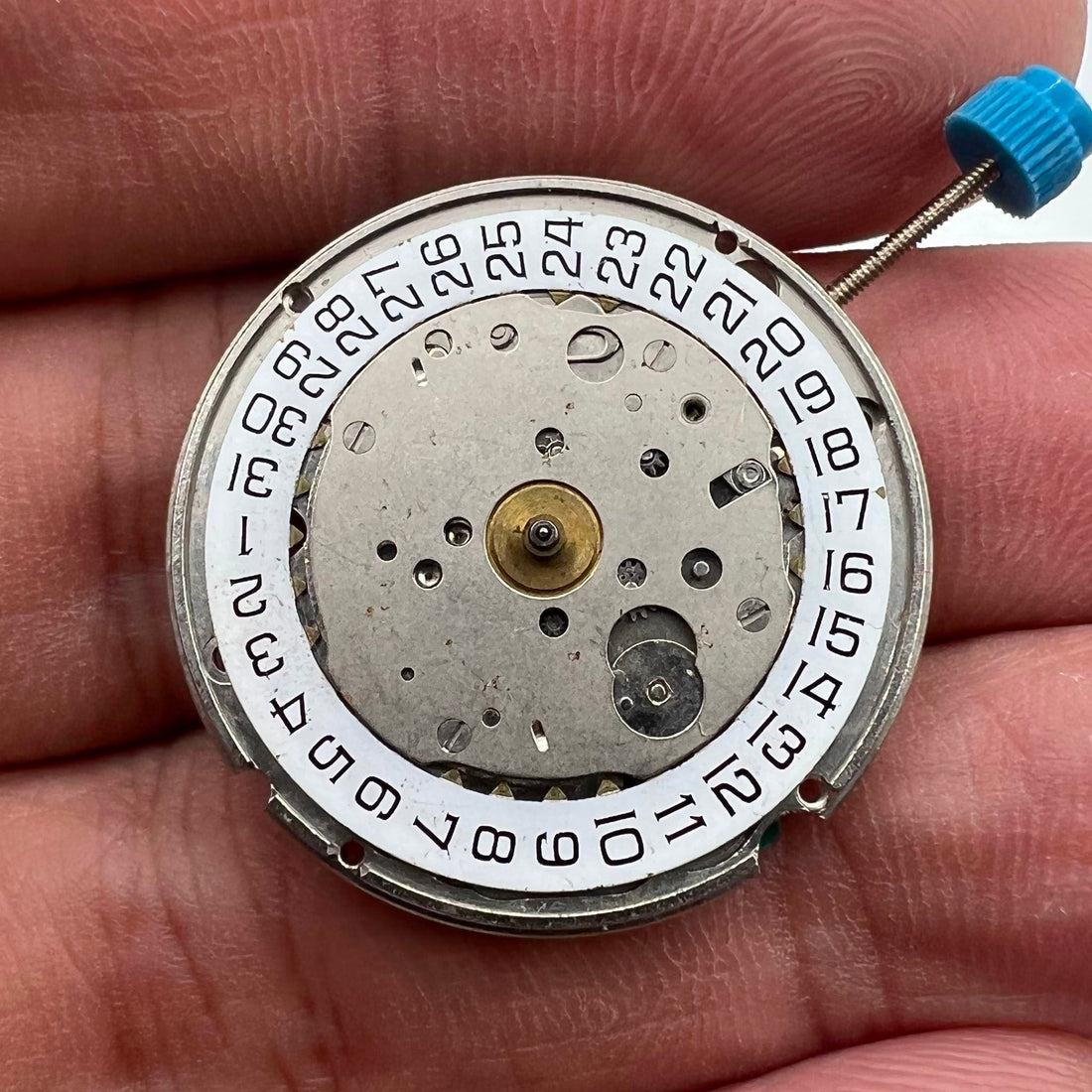 ETA 963.116 Swiss Made quartz watch part with single calendar at 3 o'clock for precision timekeeping