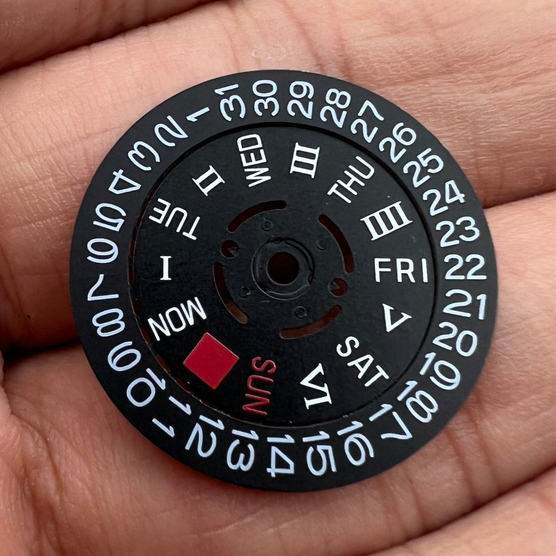 Black Roman and English font date disk wheel for NH36 movement, 3.8 position, premium watch accessory.