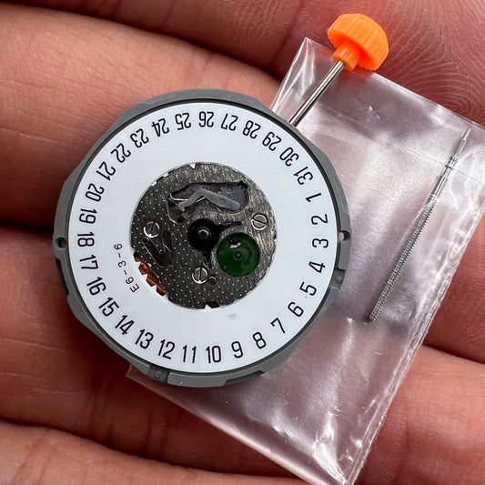 Miyota 1M15 quartz watch movement with 2 hands and date at 6, Japanese precision for accessories.