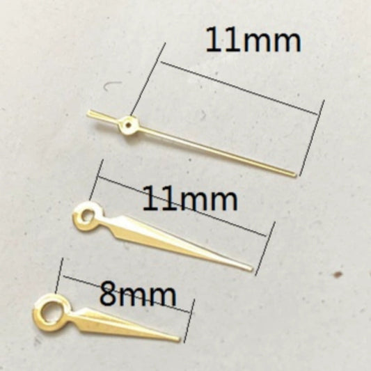 Golden 11x11x8mm watch hands designed for Miyota 2035 quartz movement, enhancing timepiece precision.