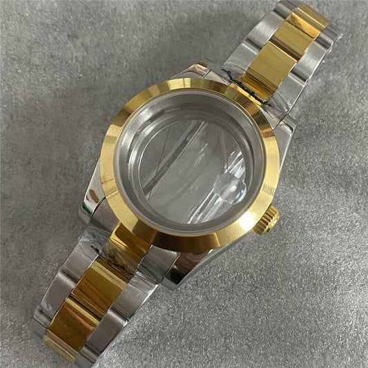 39MM Sapphire glass flat mirror watch case for NH35/NH36 with durable watch strap, perfect for everyday use.