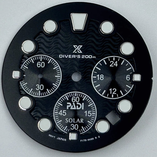 31mm Modified Black Green Luminous Watch Dial with Single Calendar for VD53 Movement, perfect for precise timekeeping.
