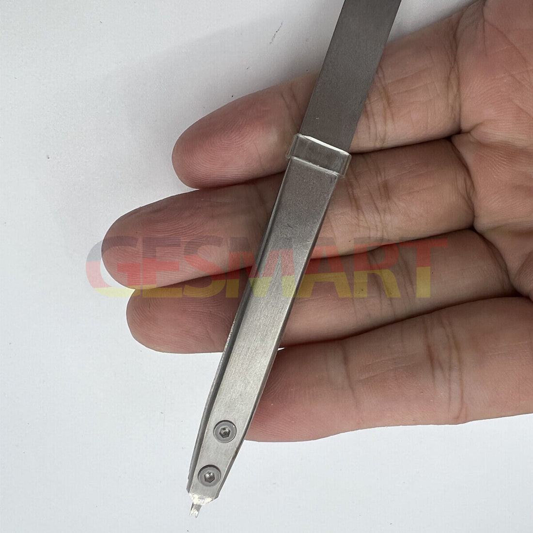 Precision Spring Bar Tweezer for watch lug removal, compatible with Bergeon 7825, ideal for strap replacement.