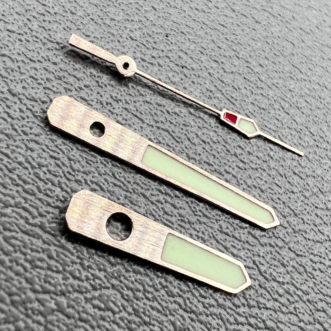 Ros�gold 13mm watch hands with green luminescent C3 coating, compatible with NH35 NH36 movements by [Brand Name].