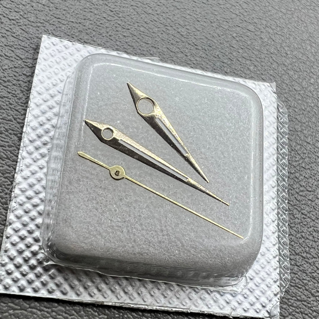 Set of 2 luminous green watch hands for ETA 2824 2836 movements by Golden Hands, ideal for precision timekeeping
