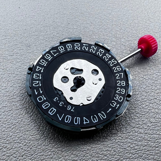 Japan Miyota 2115 quartz watch movement with 3 hands and black disk for precise timekeeping