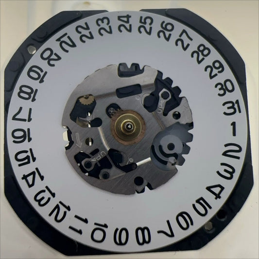 Seiko 7N32C watch quartz movement with 3 hands and single calendar date at 3, Japan made.