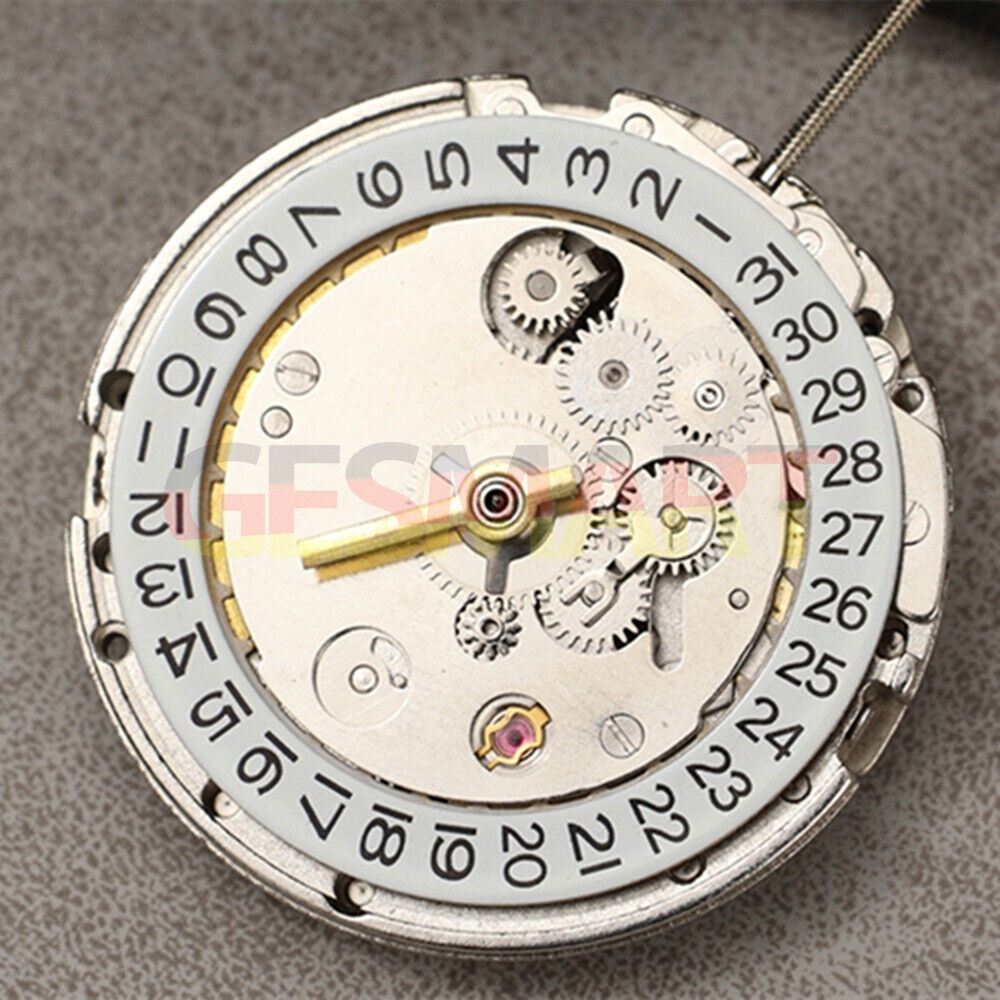 Dandong Silver watch with dual time zones, automatic mechanical movement, date display at 3 o'clock.