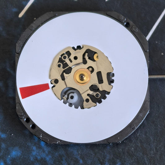 Epson VX42.E quartz movement watch part with white disk, 3 hands ? Japan-made precision for accessories.