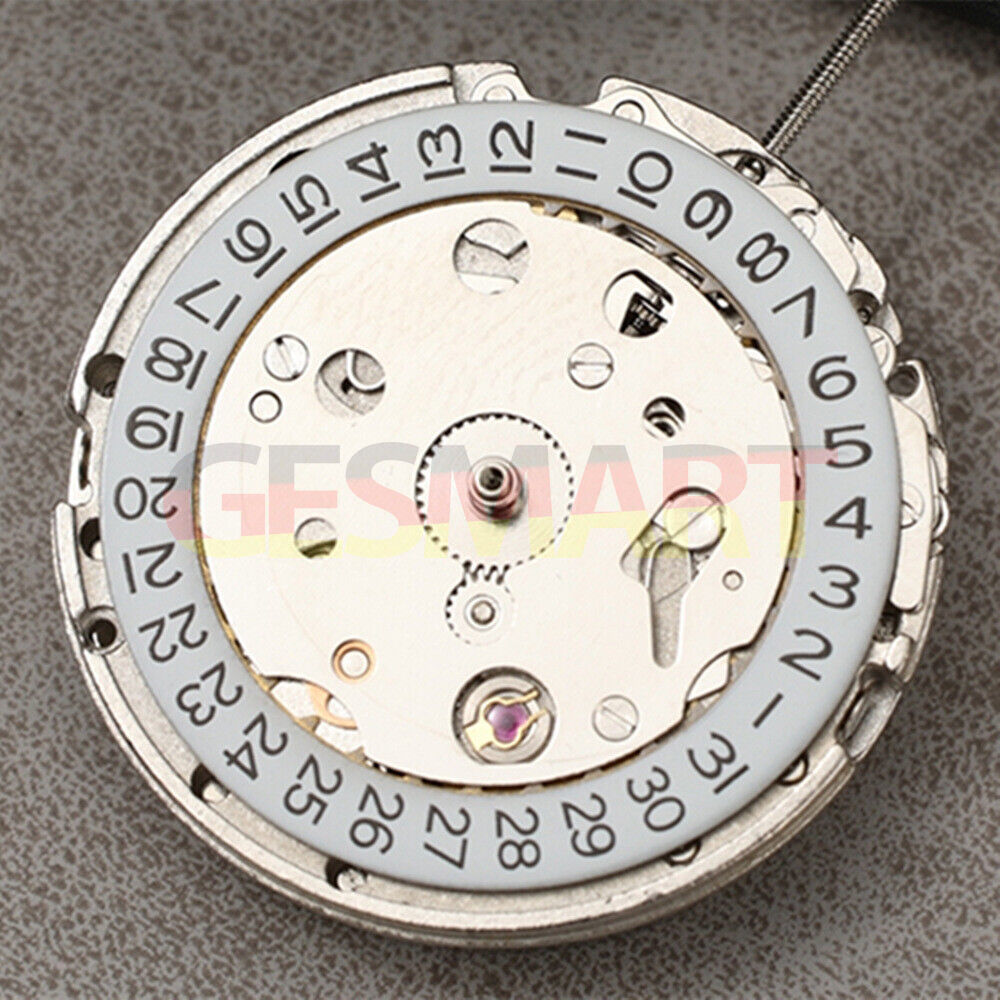 Stylish China Made Silver Watch with Automatic Mechanical Movement