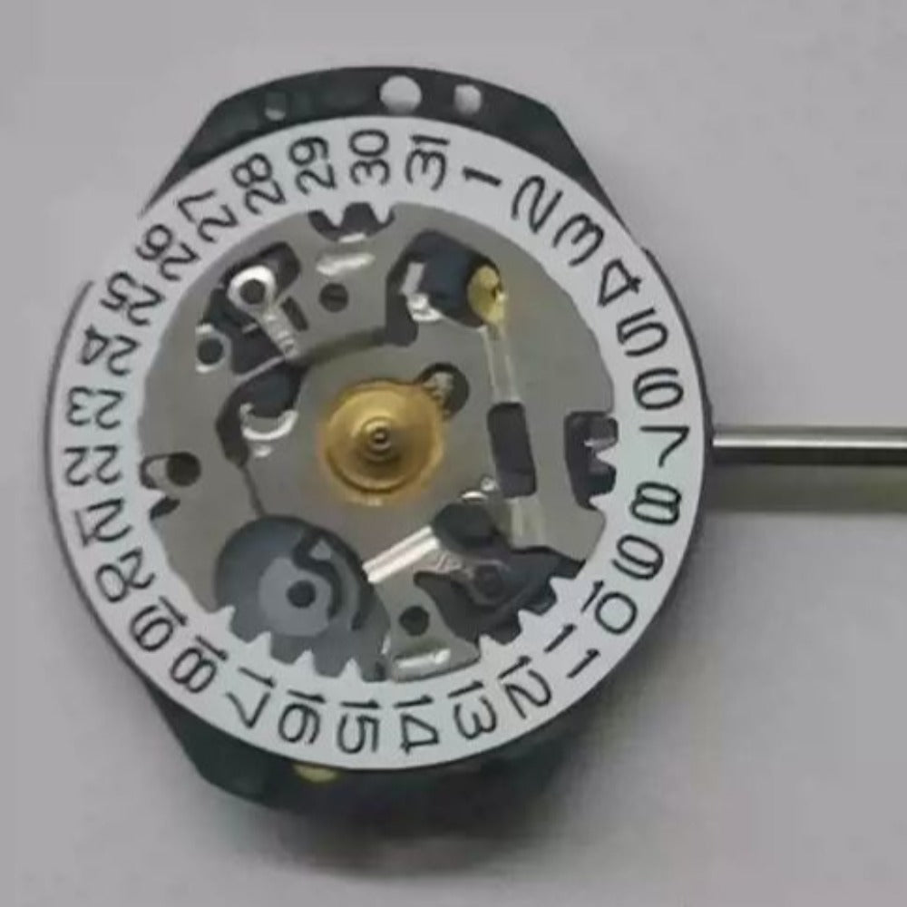 Seiko 7N82D quartz movement watch part, original Japan-made, ideal for precise repairs