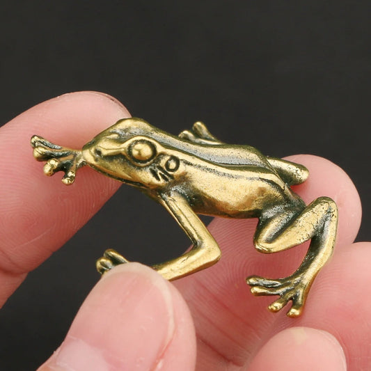 Hand-carved solid copper mini frog trinket, vintage bronze figurine for collectors and decor.