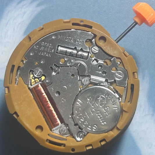 Miyota GP52 quartz watch movement by Japan Made, ideal for precise repair without calendar feature.