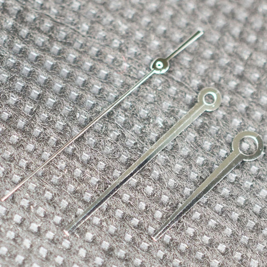 Silver no-lume watch hands for ETA C07.111 movement, 16.5x15.8x10.5mm.