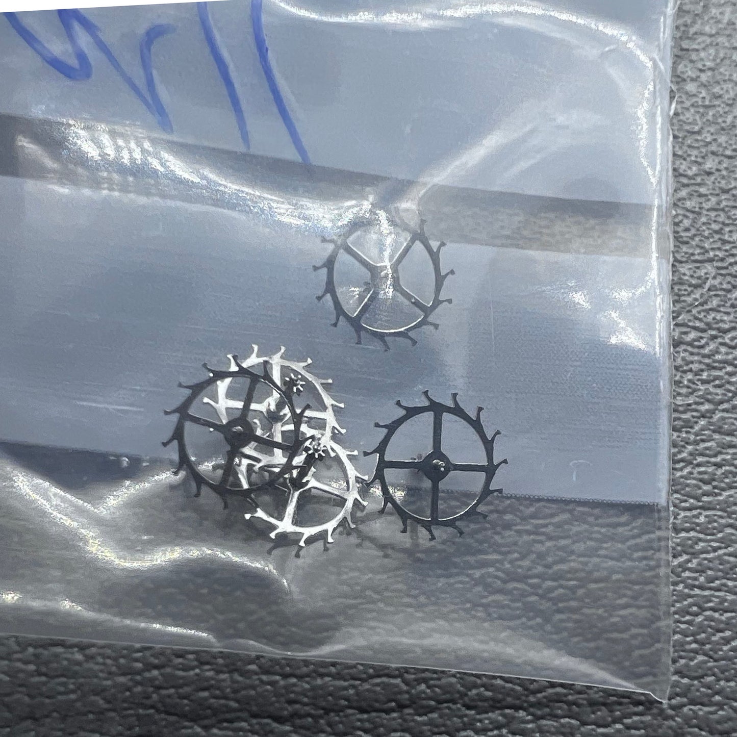 Set of 5 Escape Wheels for Shanghai 7120 mechanical watch movement, precise gear parts.