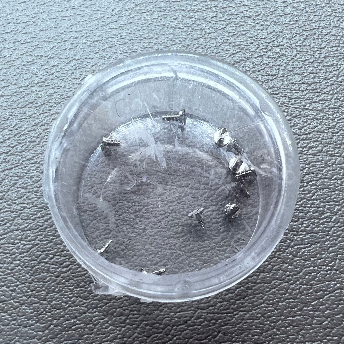 10 PIECES Screws of Wheel Bridge Splint Generic for China Made 7120 Movement
