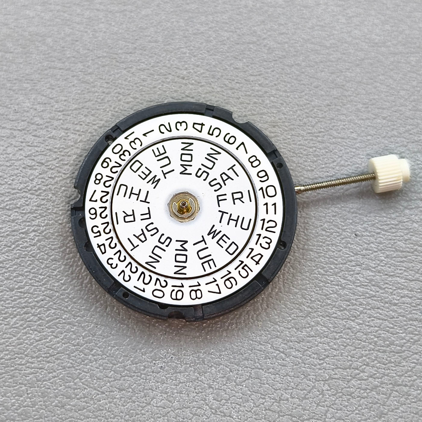 Swiss ISA 307 Quartz Watch Movement Date@3