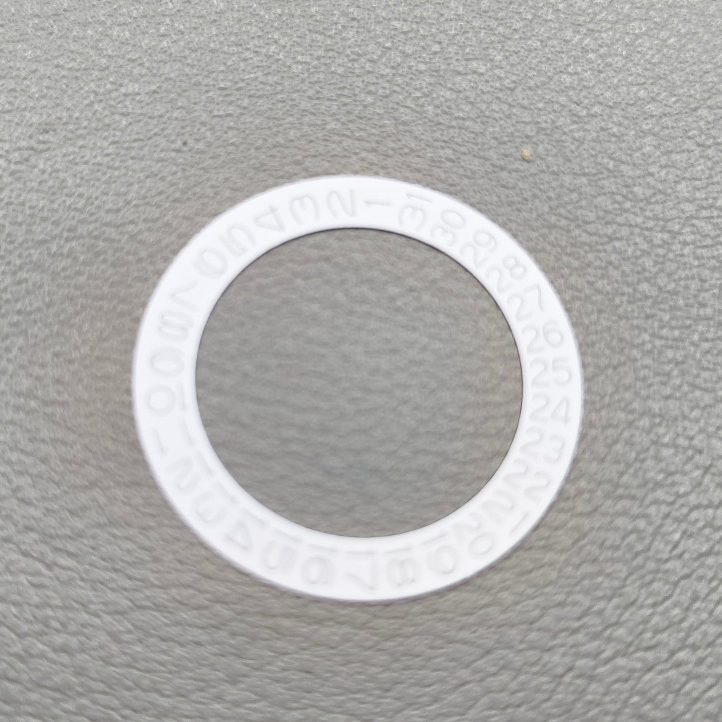 2 PIECES White Background Light Grey Character Disk Date Wheel for NH35 NH36
