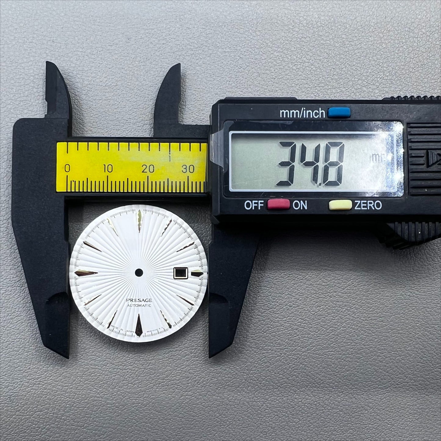 35mm No Lume Golden Nail+White Cocktail Modified Watch Dial for NH35 Movement