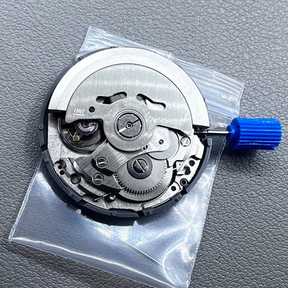 Seiko SII NH36A automatic watch movement for precise timekeeping in watch accessories.