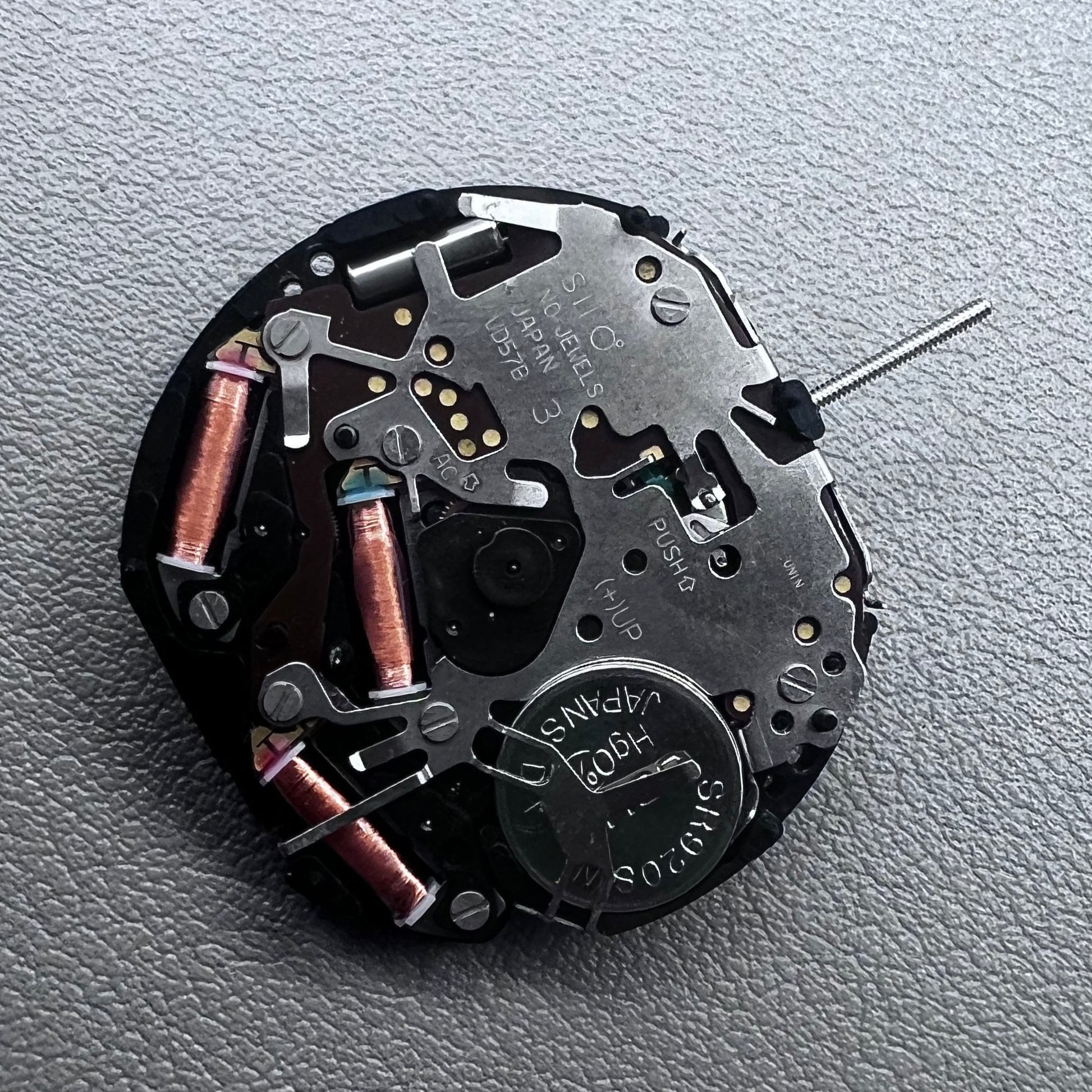 Epson VD57C watch movement displaying single calendar date at 3 o'clock position for Japan models