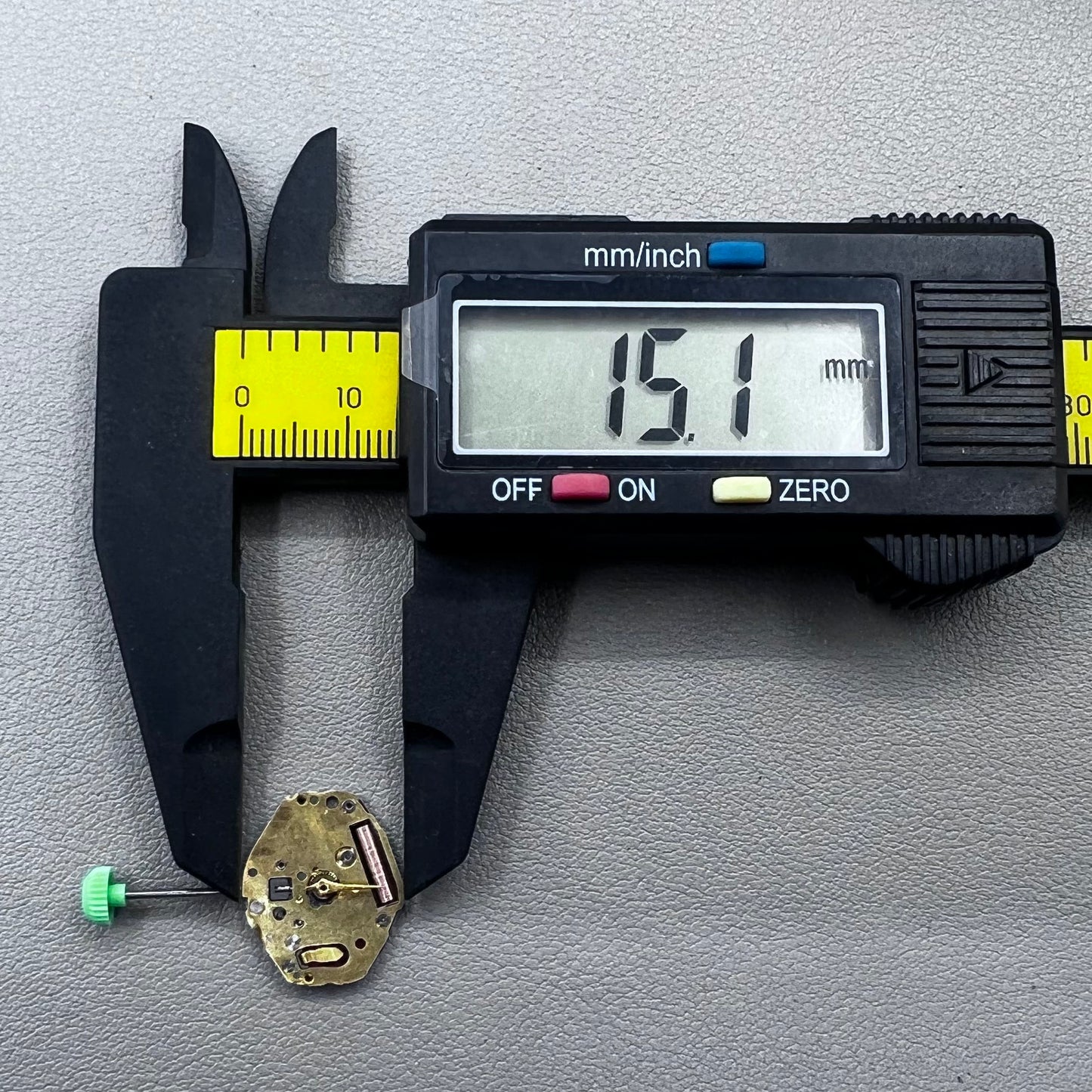 Japan Miyota 4T43 quartz watch movement with 2 hands and small second at 6 o'clock by Miyota.