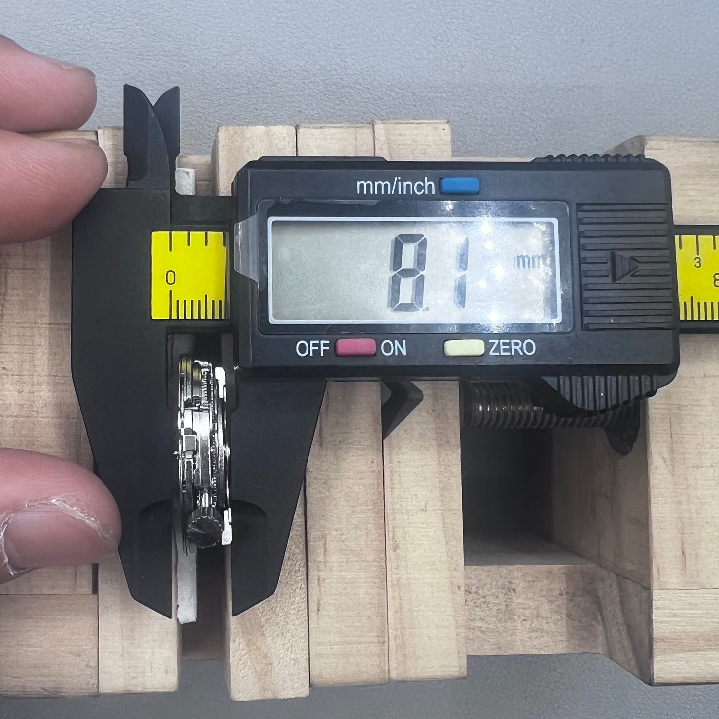 Tianjin T17 ST17 ultra-thin watch movement showcasing intricate automatic mechanical design.