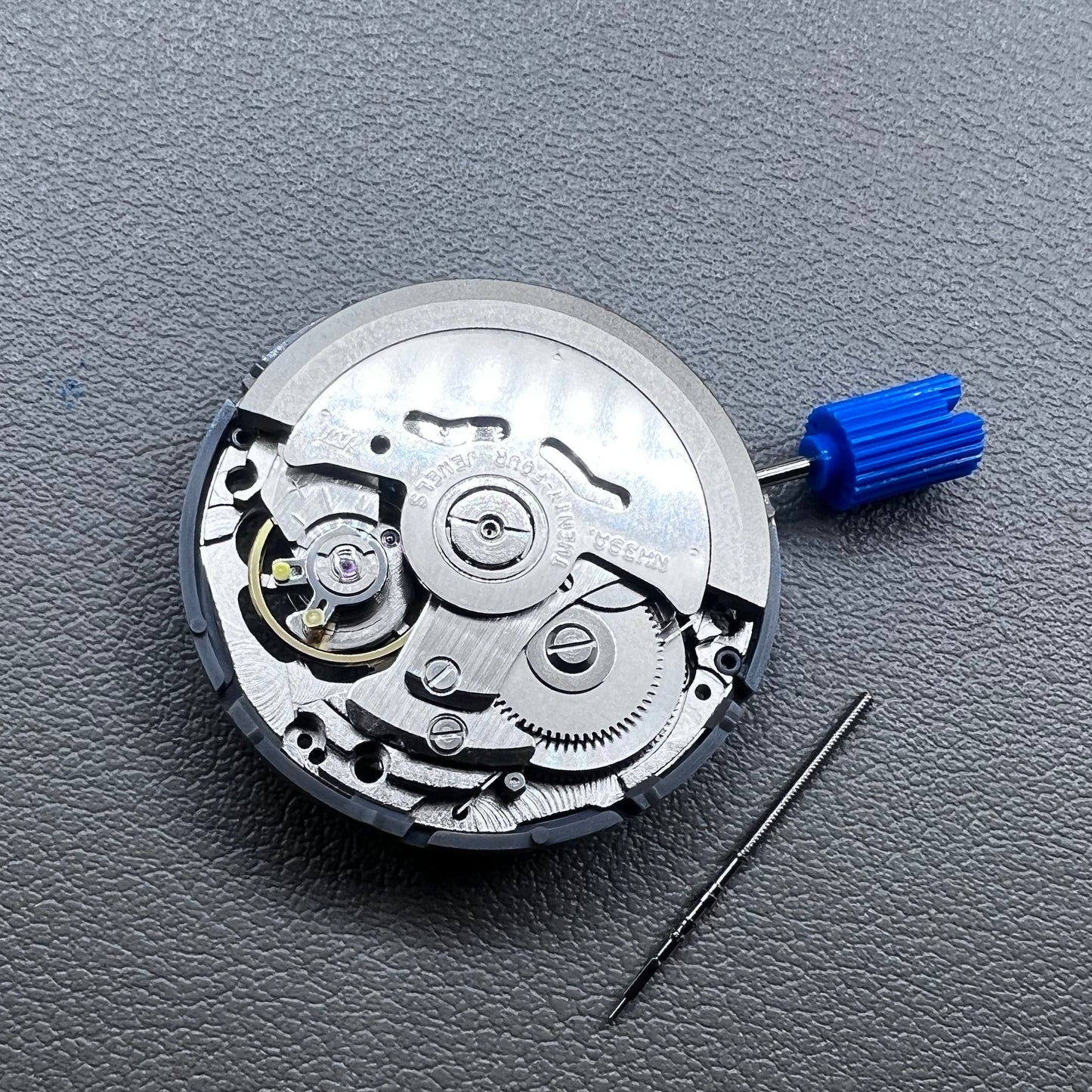 Seiko NH39A automatic watch movement showcasing precise craftsmanship and reliable timekeeping.