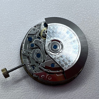 China Dandong 7750 Mechanical Movement Double Calendar Small Second@9