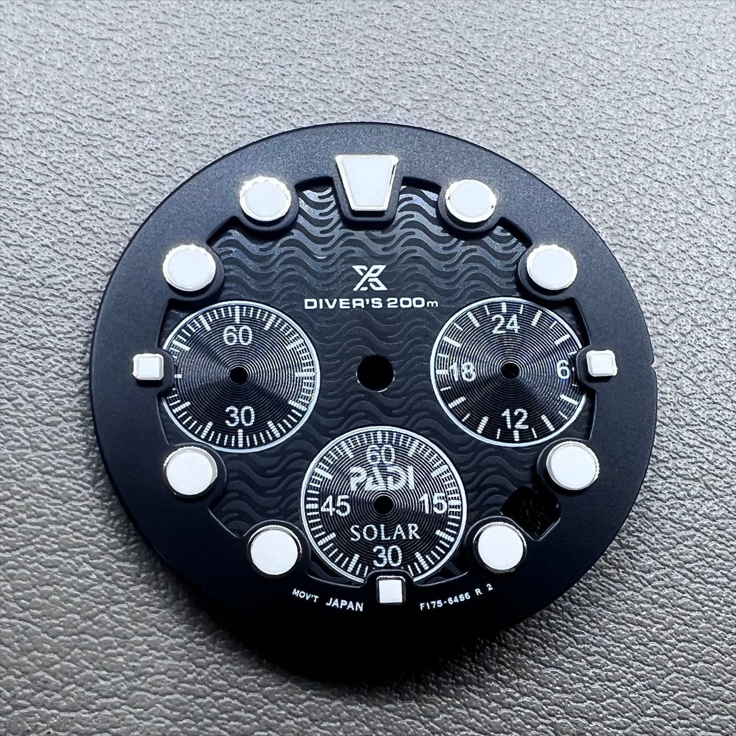 31mm black-green luminous watch dial with single calendar, compatible with VD53 movement.